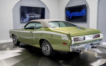 Plymouth-Duster-1972-3