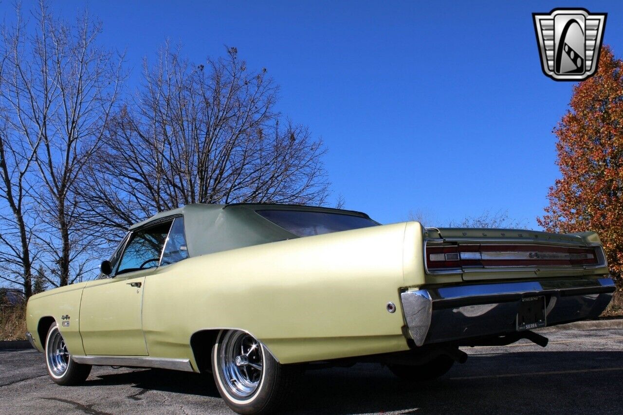 Plymouth-Fury-Cabriolet-1968-7