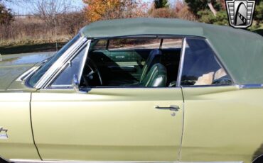 Plymouth-Fury-Cabriolet-1968-8