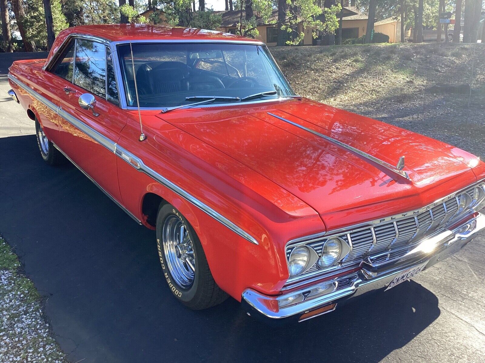 Plymouth-Fury-Coupe-1964-1