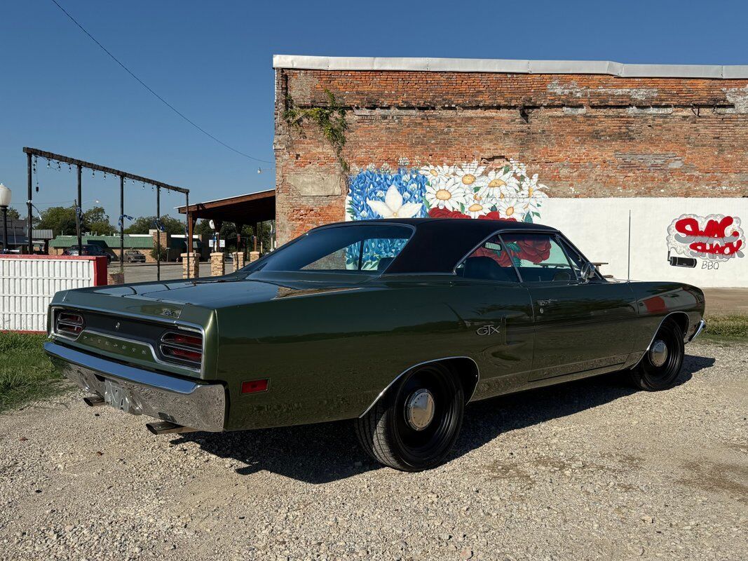 Plymouth-GTX-1970-4