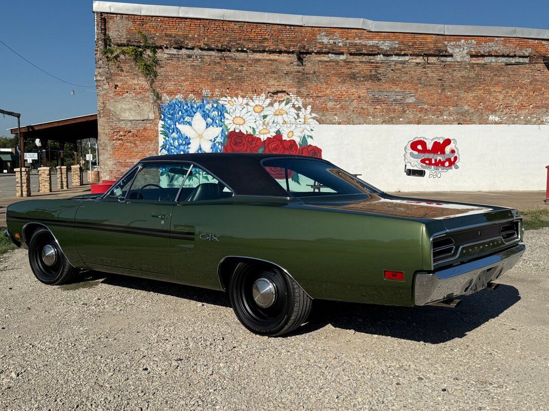 Plymouth-GTX-1970-5