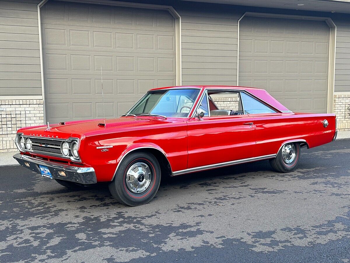 Plymouth-GTX-Coupe-1967-1