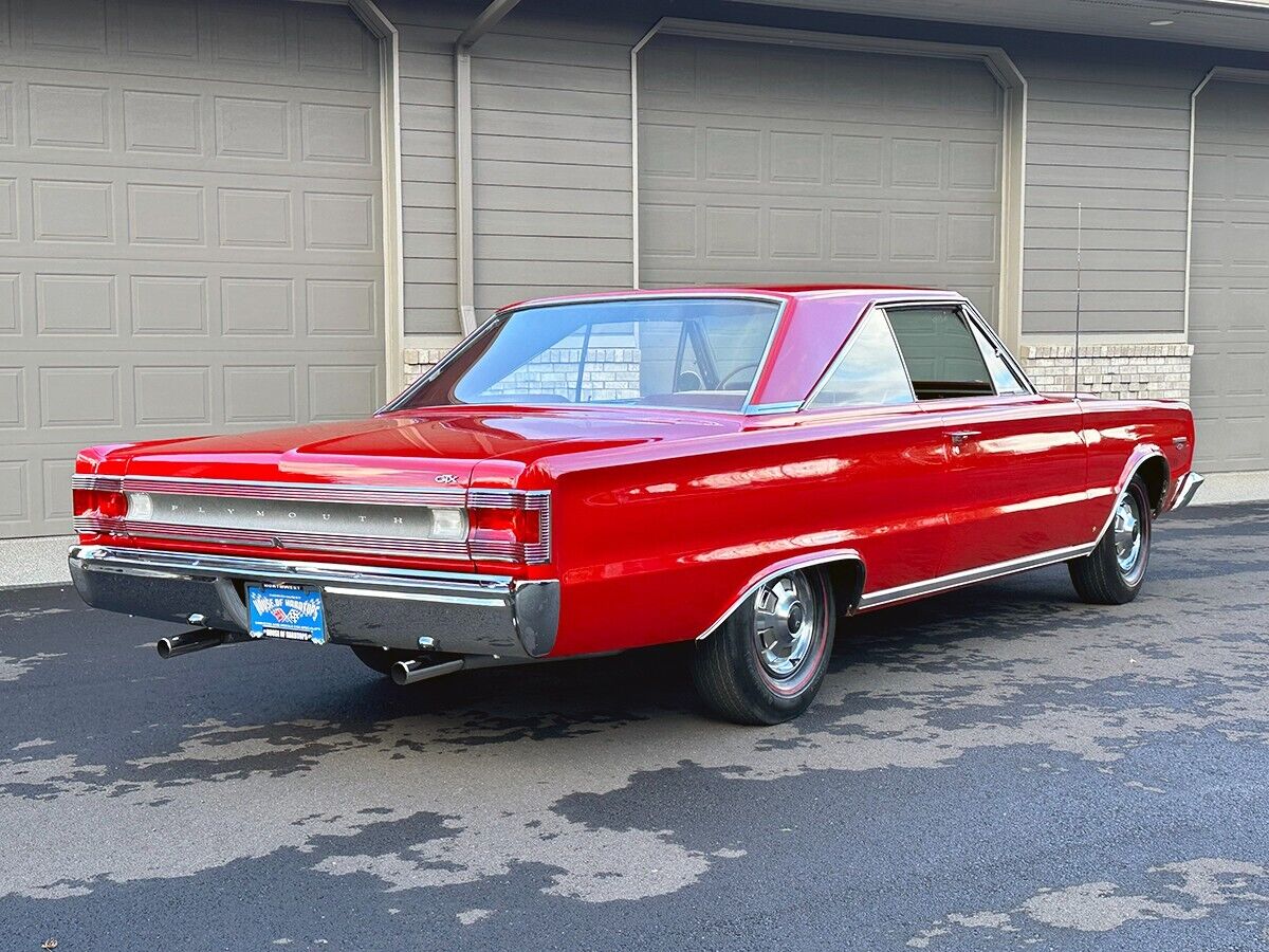 Plymouth-GTX-Coupe-1967-16