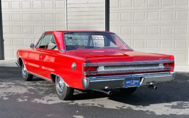 Plymouth-GTX-Coupe-1967-5