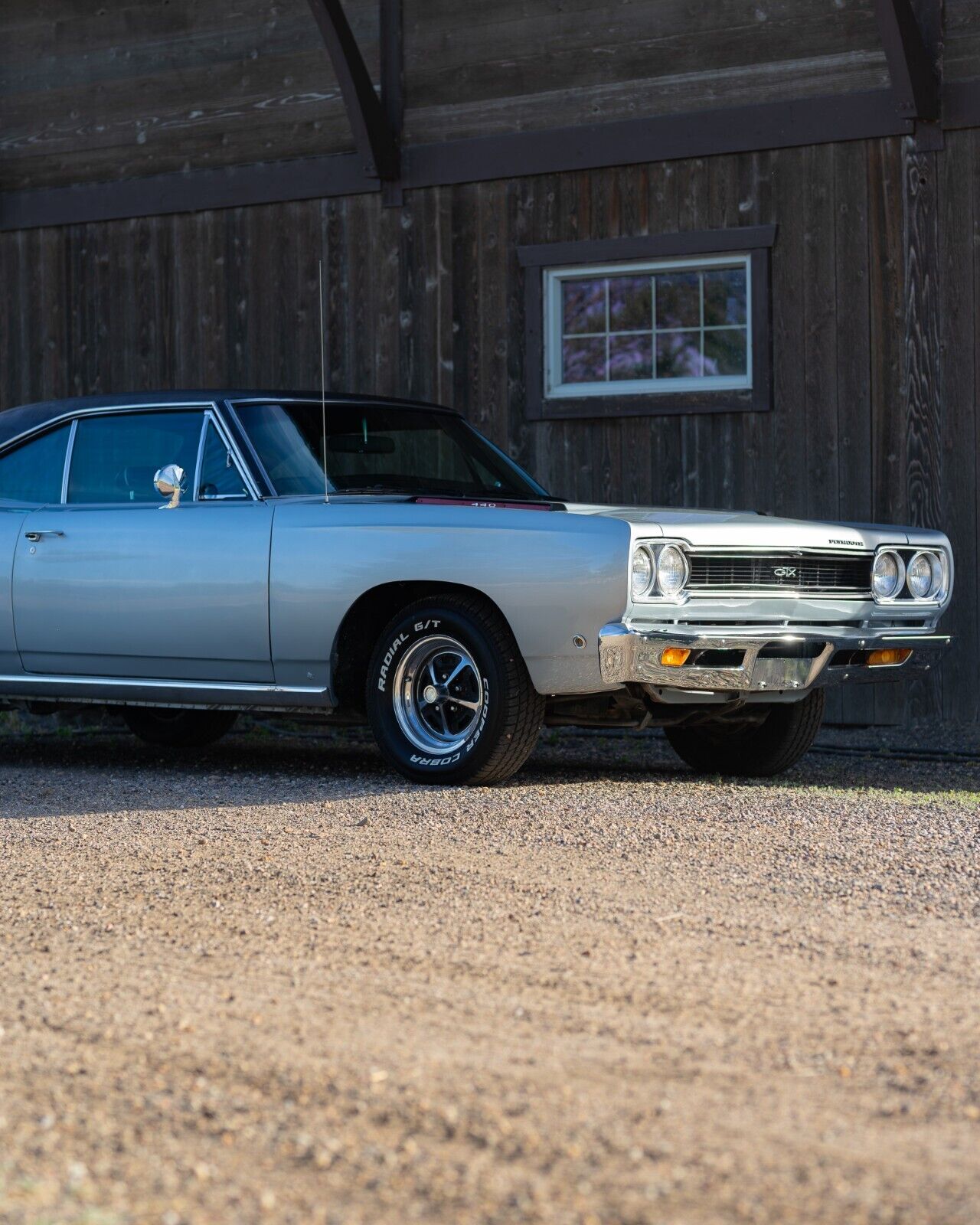 Plymouth-GTX-Coupe-1968-1