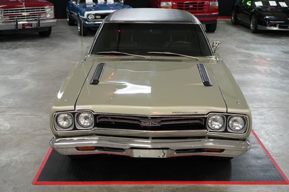 Plymouth-GTX-Coupe-1969-17