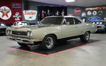 Plymouth-GTX-Coupe-1969-18