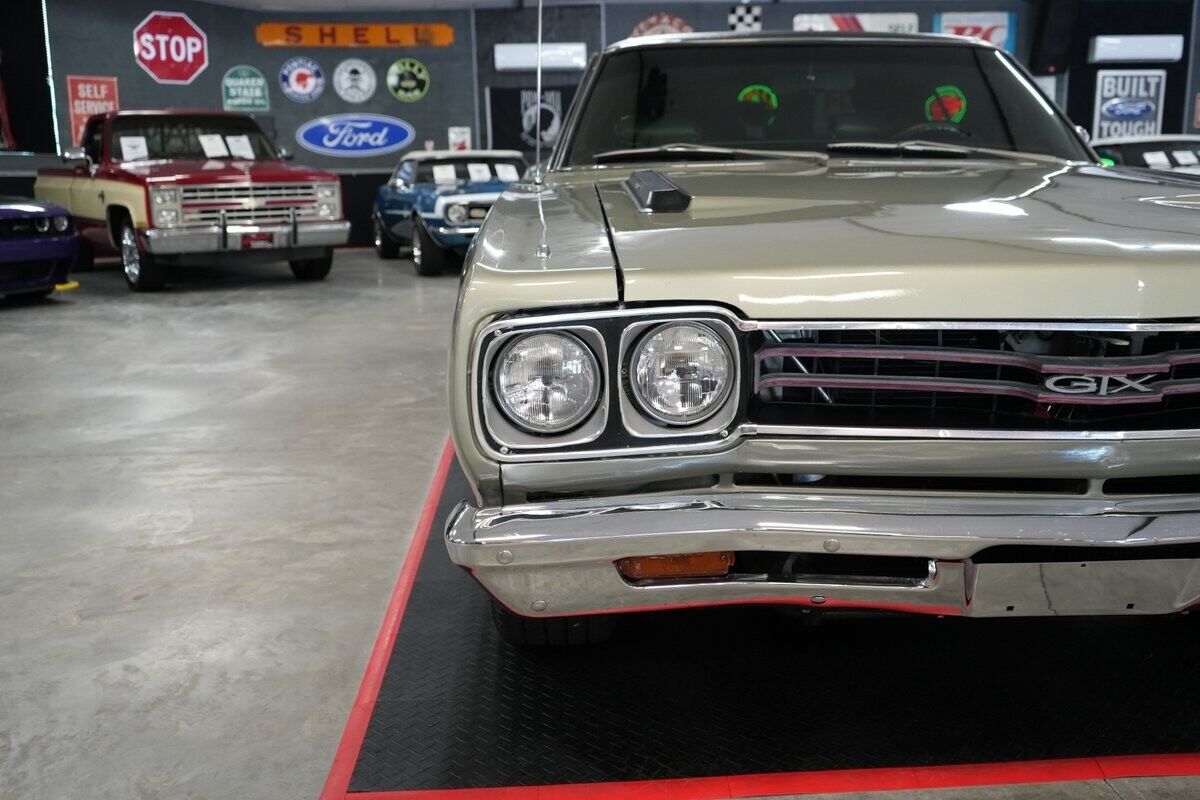 Plymouth-GTX-Coupe-1969-28