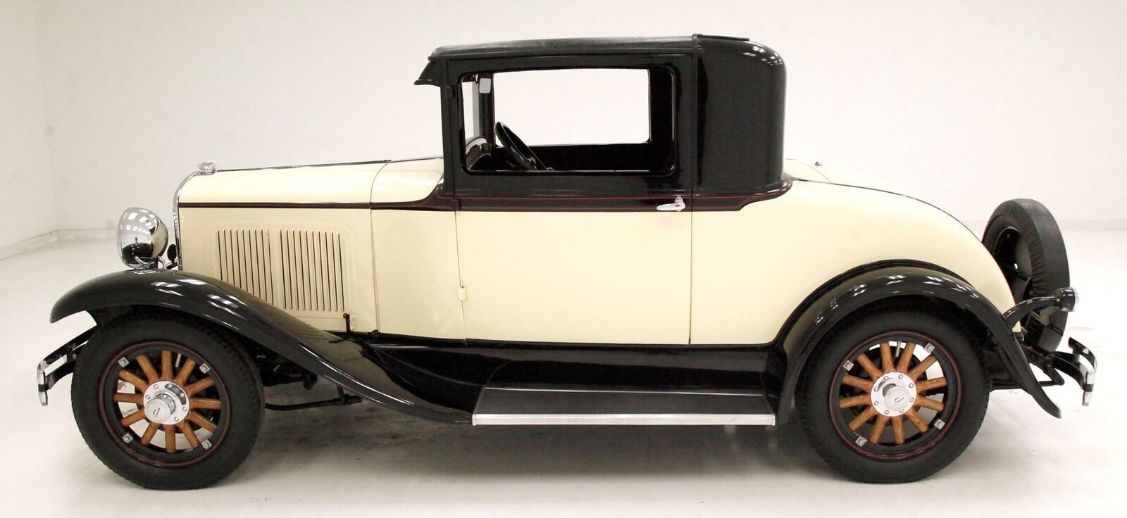 Plymouth-Model-U-Coupe-1929-1