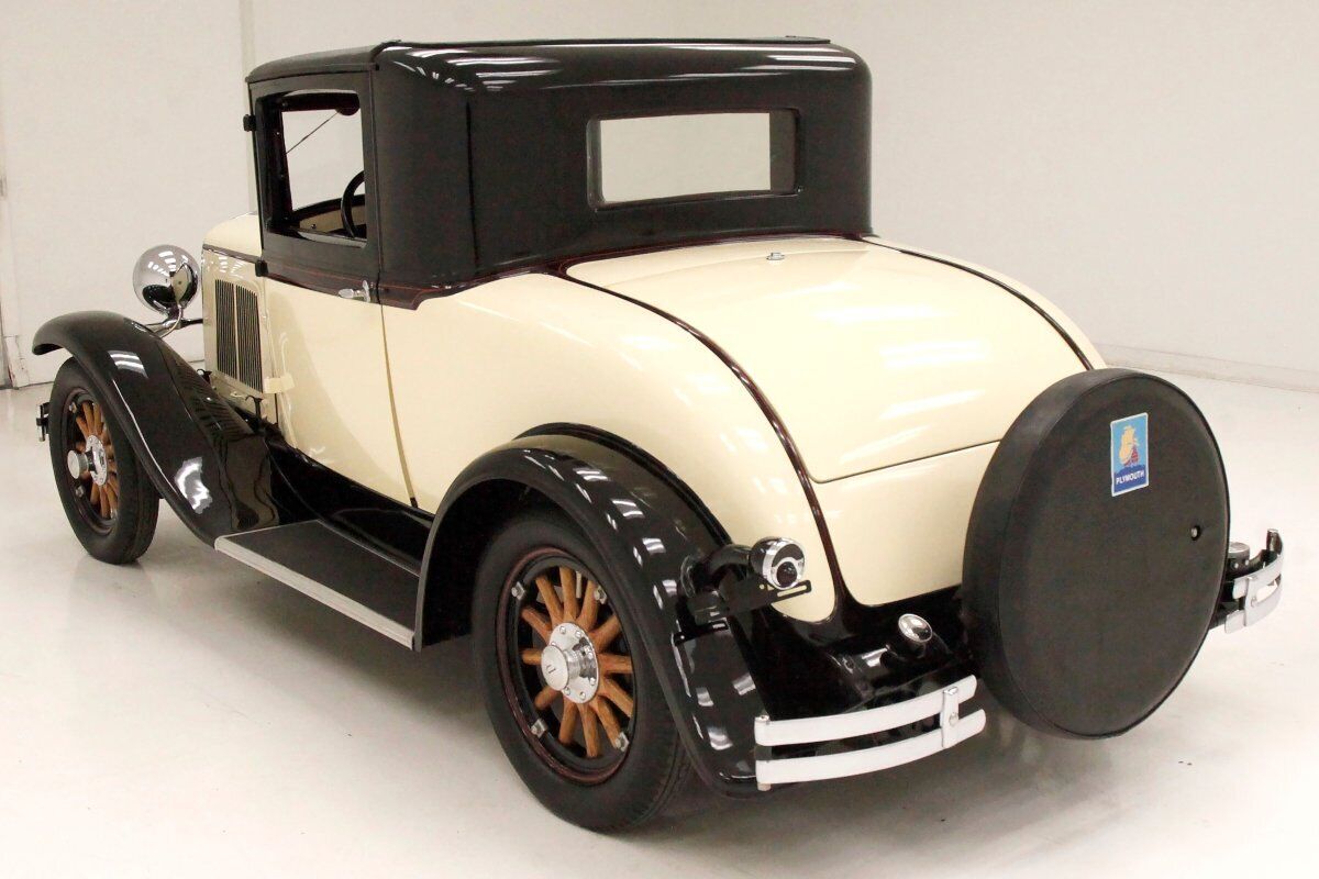 Plymouth-Model-U-Coupe-1929-3