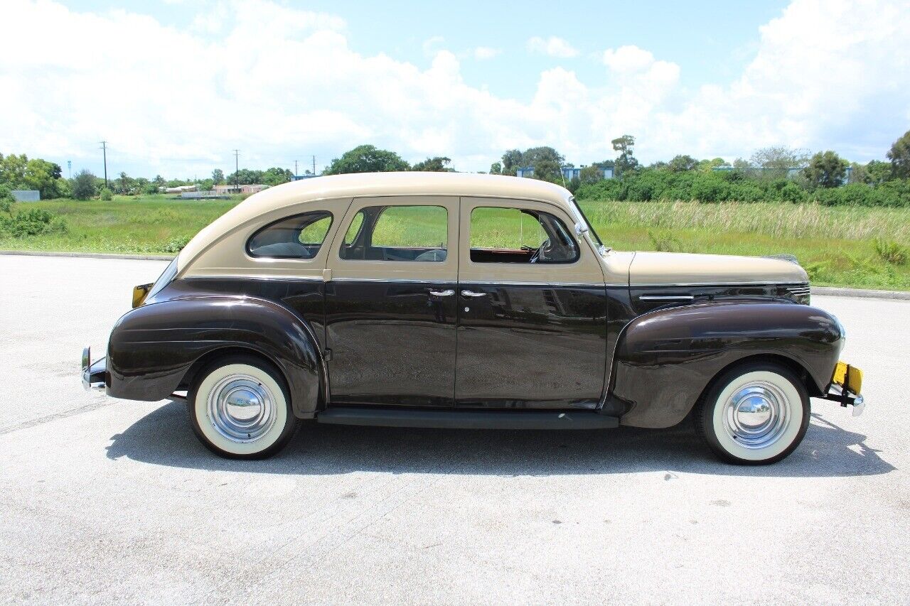 Plymouth-P10-Deluxe-Berline-1940-8