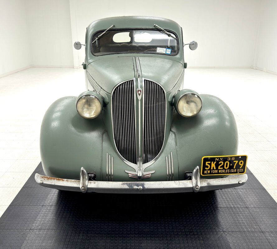 Plymouth-P6-Berline-1938-7