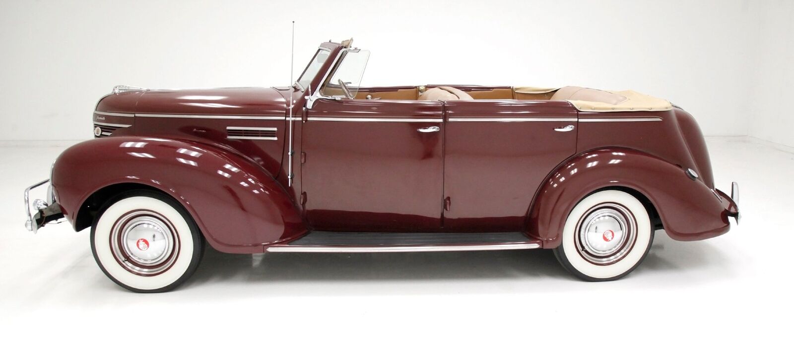 Plymouth-P8-Cabriolet-1939-2