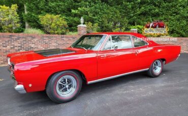 Plymouth-Road-Runner-1968-3