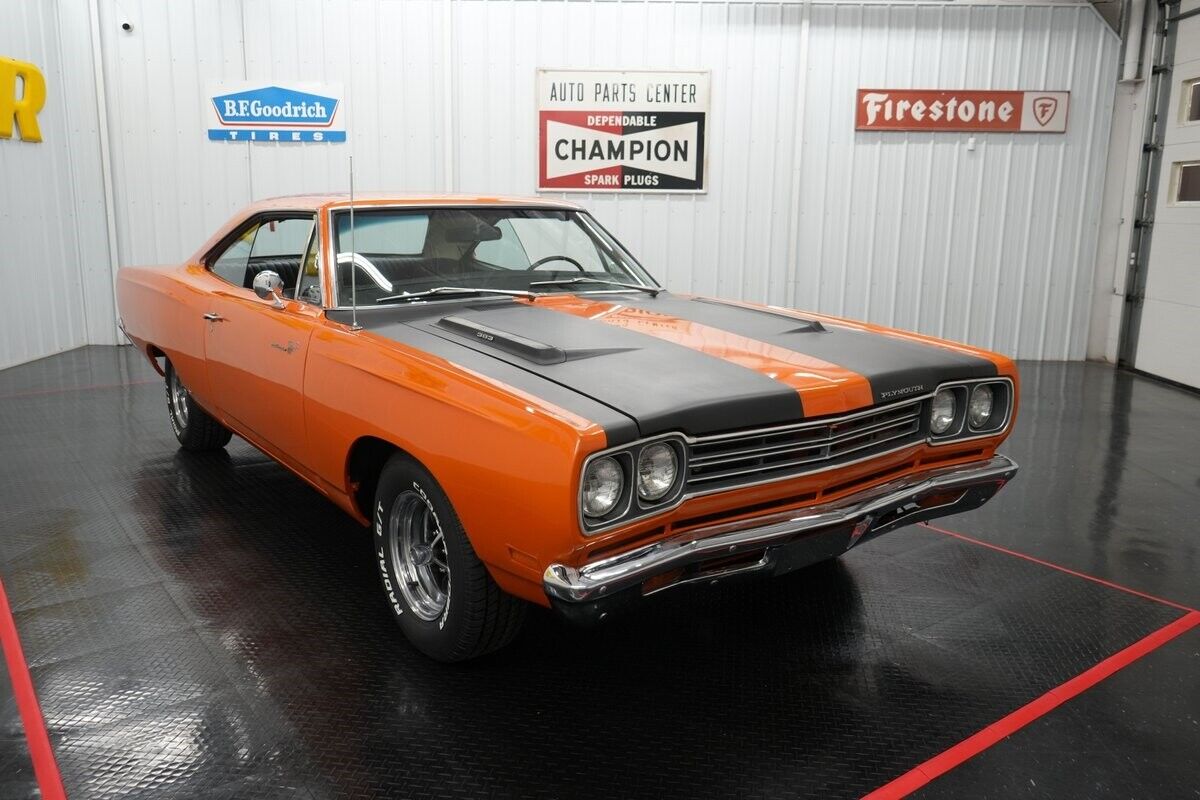 Plymouth-Road-Runner-1969-21