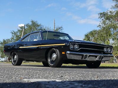 Plymouth-Road-Runner-1970-2