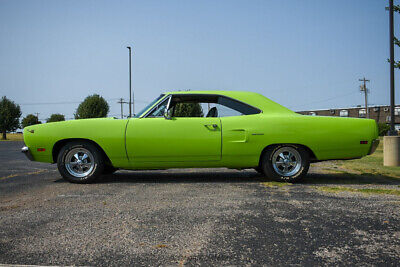 Plymouth-Road-Runner-1970-2