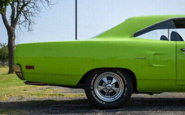 Plymouth-Road-Runner-1970-9