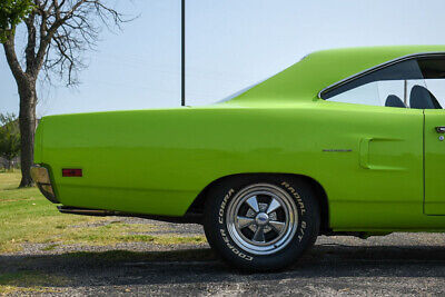 Plymouth-Road-Runner-1970-9