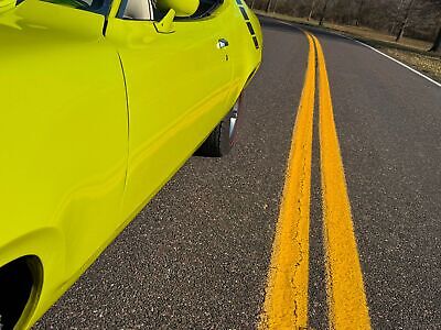 Plymouth-Road-Runner-1971-10