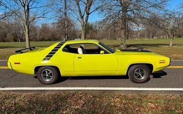 Plymouth-Road-Runner-1971-7