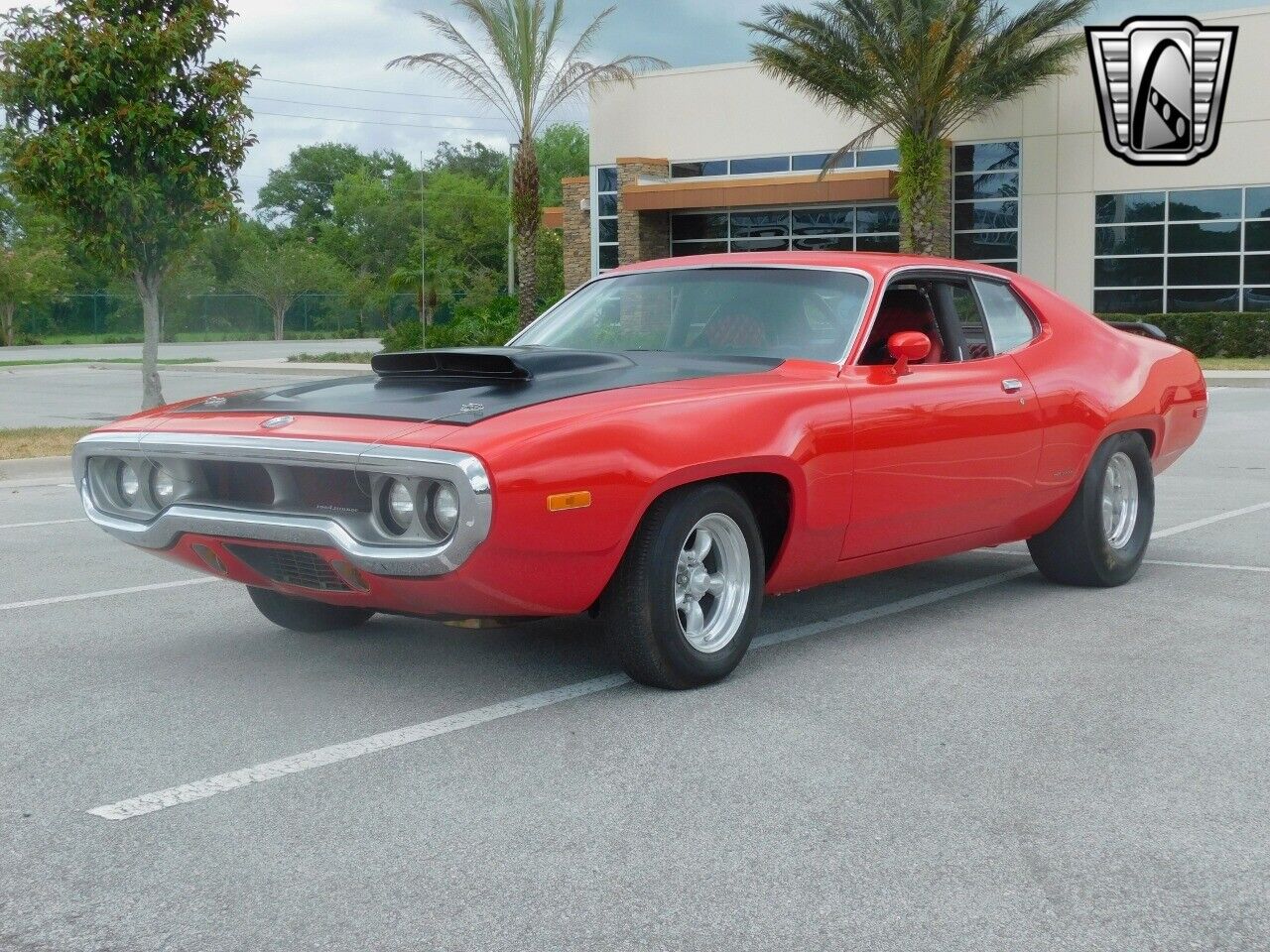 Plymouth-Road-Runner-1972-3