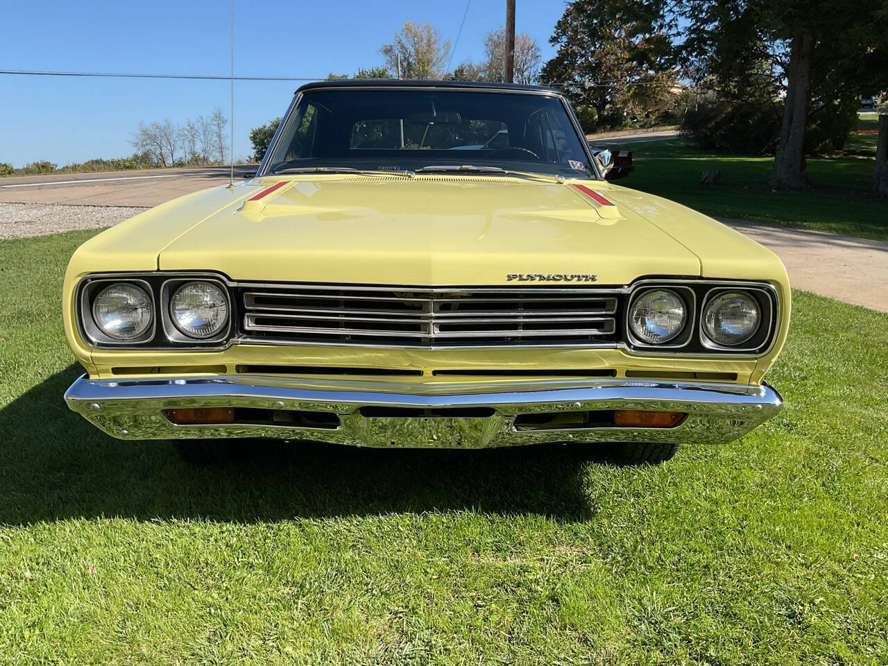 Plymouth-Road-Runner-Cabriolet-1969-5