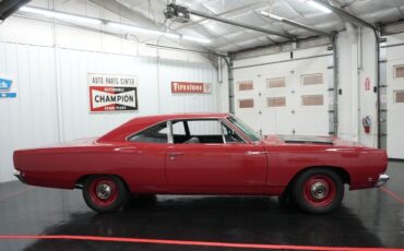 Plymouth-Road-Runner-Coupe-1968-17