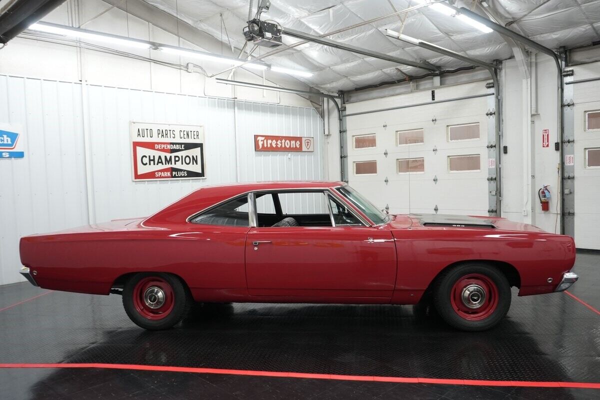 Plymouth-Road-Runner-Coupe-1968-17