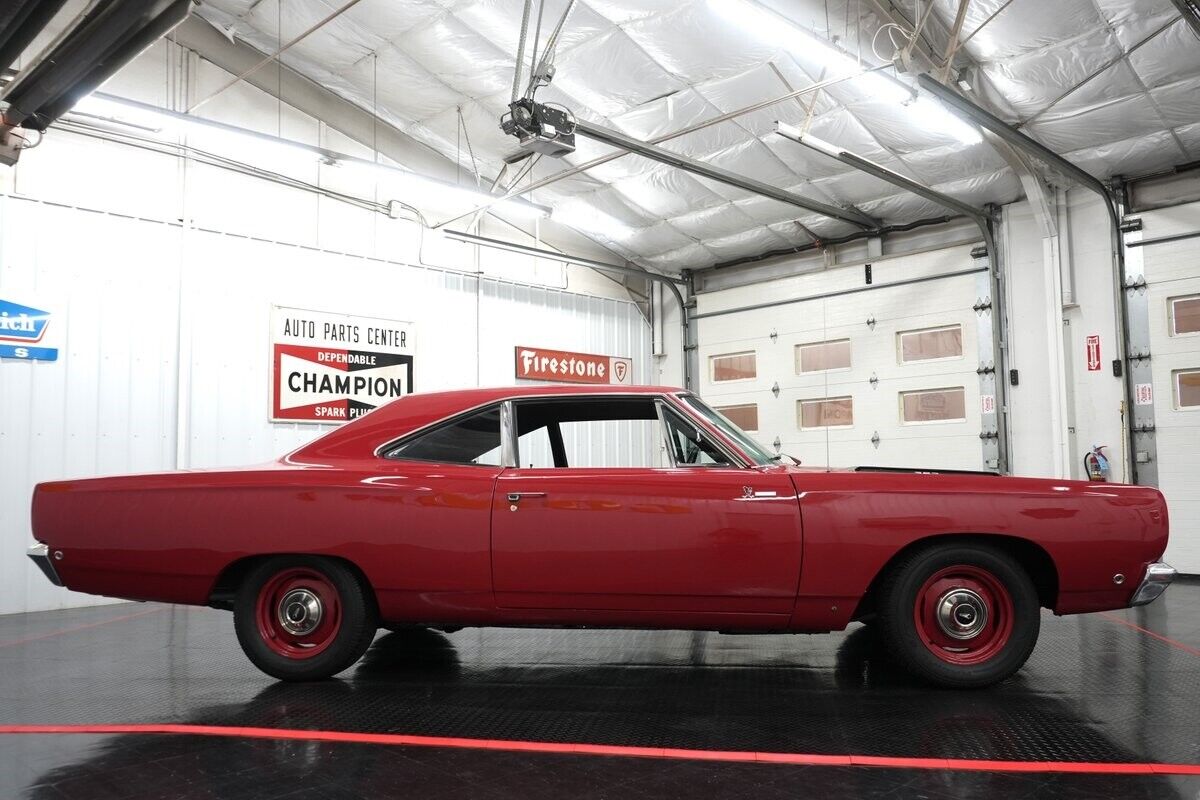 Plymouth-Road-Runner-Coupe-1968-18