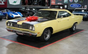 Plymouth-Road-Runner-Coupe-1969-1