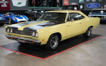 Plymouth-Road-Runner-Coupe-1969-4