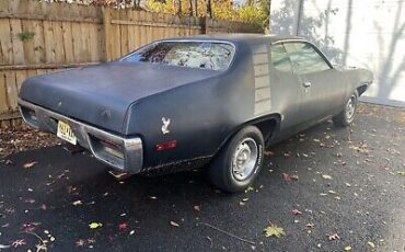 Plymouth-Satellite-1972-2