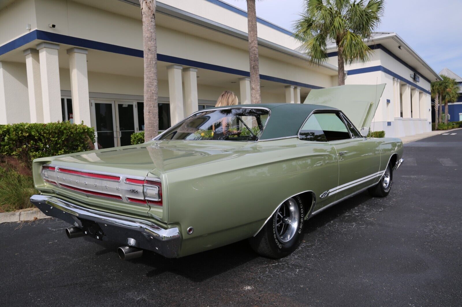 Plymouth-Satellite-Coupe-1968-19