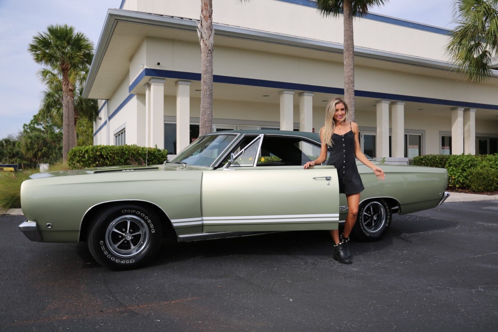 Plymouth-Satellite-Coupe-1968-39