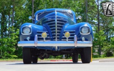 Plymouth-Sedan-Berline-1939-2