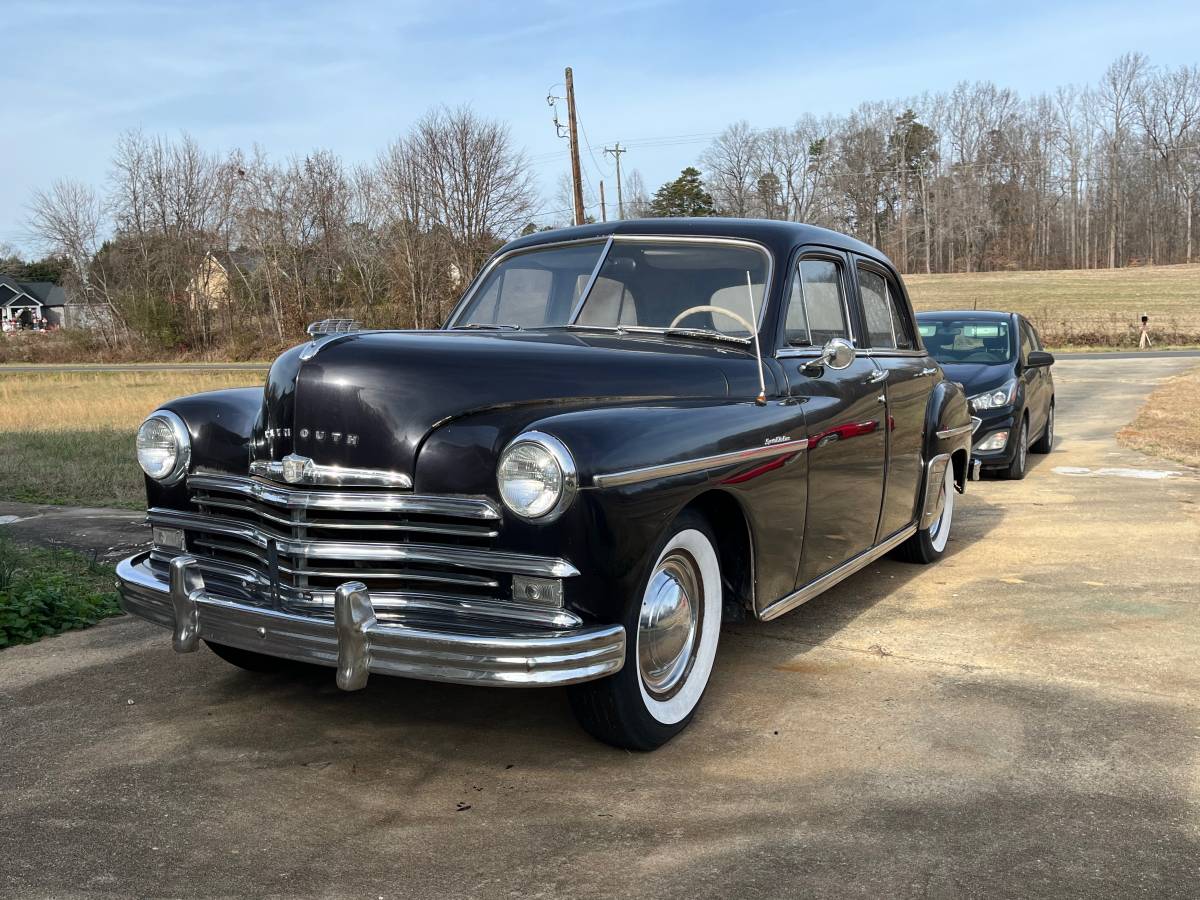 Plymouth-Special-deluxe-1949