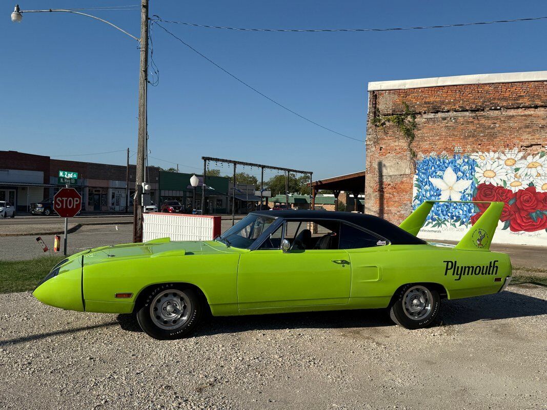 Plymouth-Superbird-1970-21