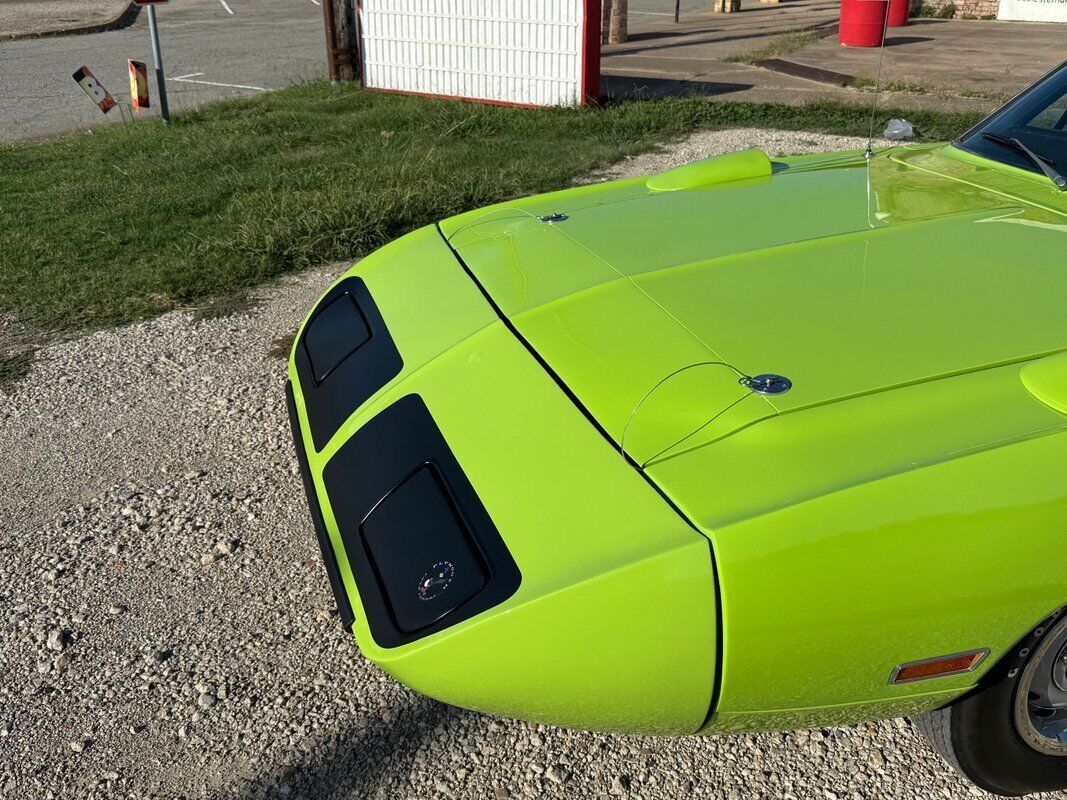 Plymouth-Superbird-1970-22