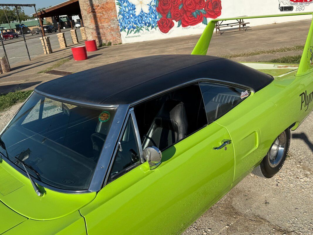 Plymouth-Superbird-1970-24