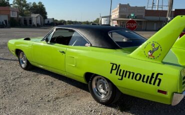 Plymouth-Superbird-1970-25