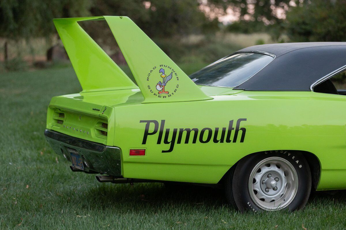 Plymouth-Superbird-1970-3