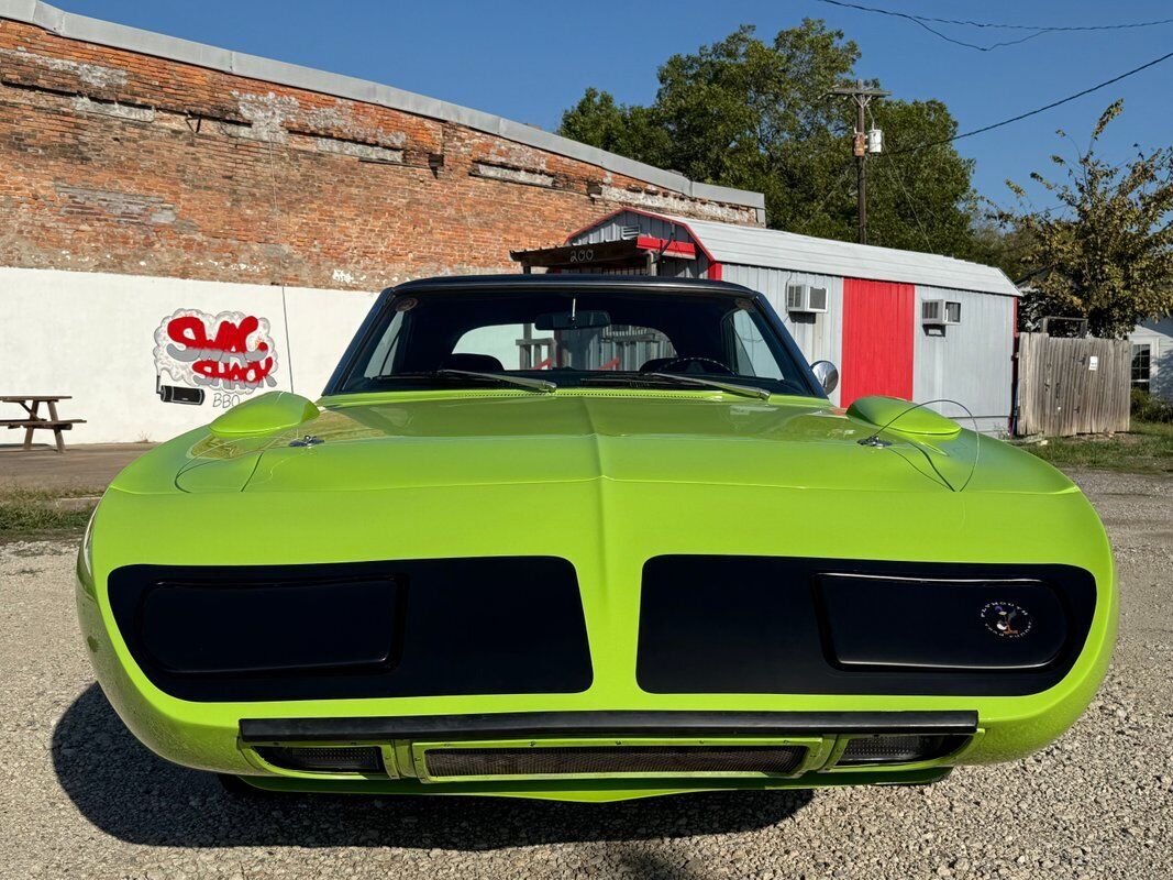 Plymouth-Superbird-1970-37