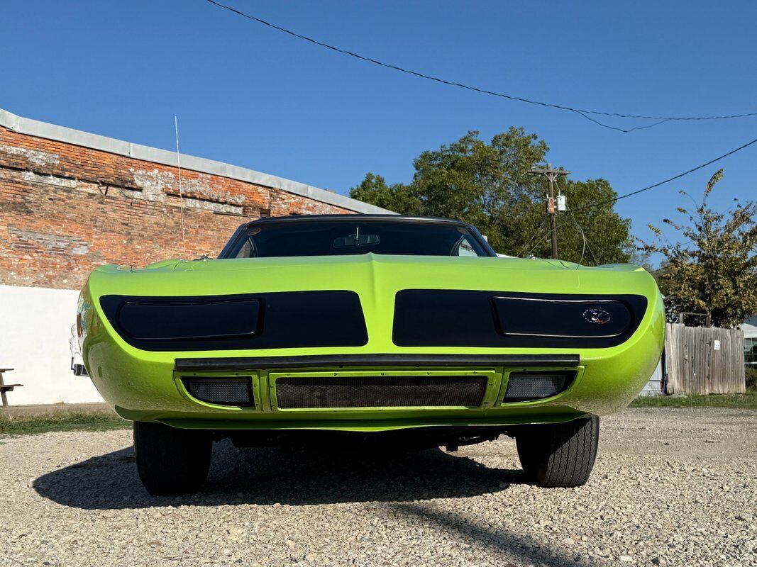 Plymouth-Superbird-1970-39