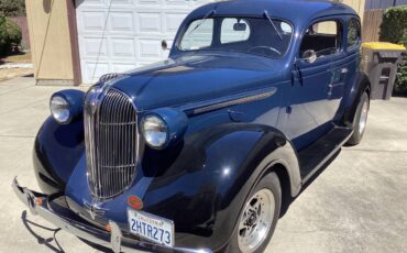 Plymouth-Two-door-humpback-1938-15