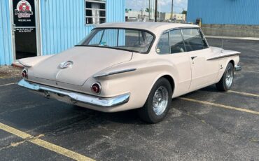 Plymouth-Valiant-1962-4