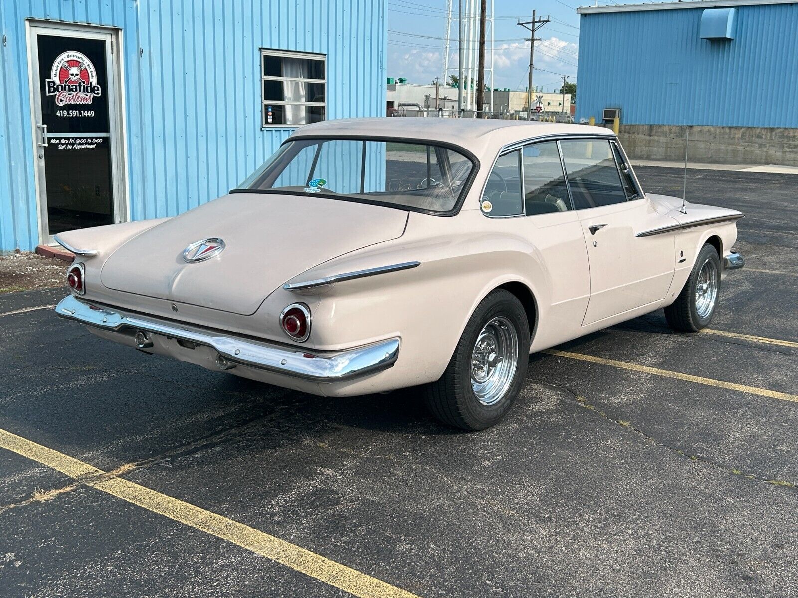 Plymouth-Valiant-1962-4