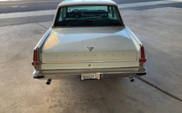 Plymouth-Valiant-200-1966-5