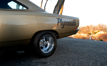 Plymouth-roadrunner-Coupe-1969-10